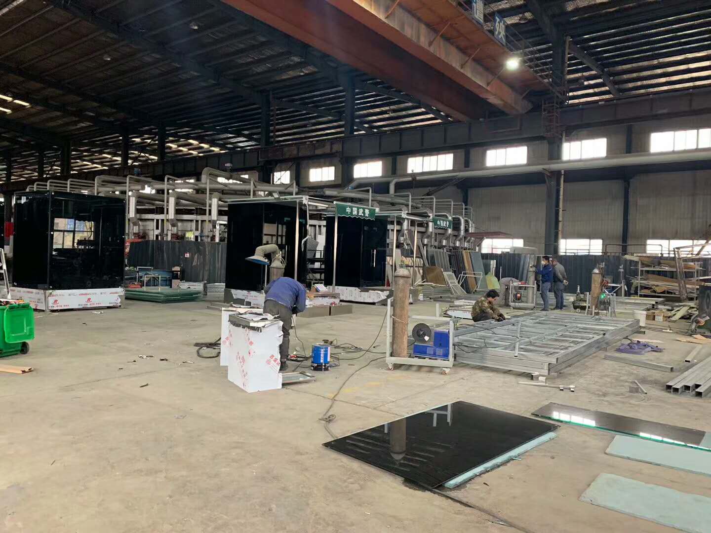 金屬雕花板崗?fù)? alt=